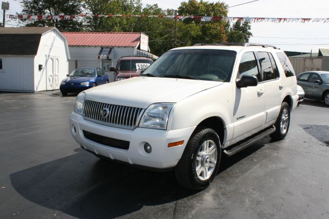 2002 Mercury Mountaineer EX - DUAL Power Doors