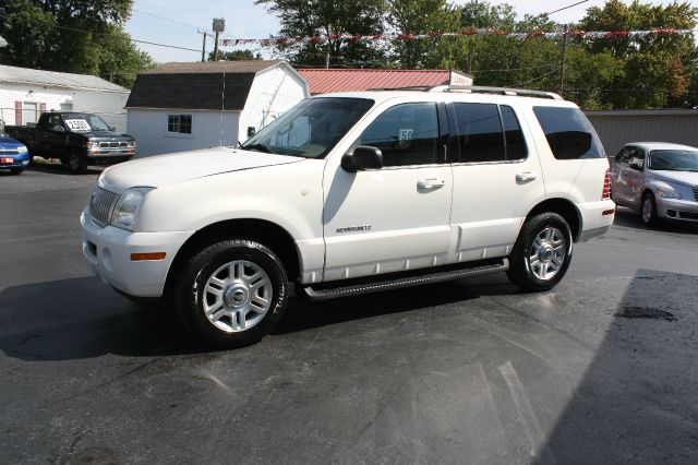 2002 Mercury Mountaineer EX - DUAL Power Doors