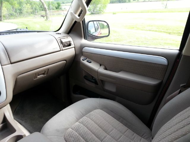 2002 Mercury Mountaineer EX - DUAL Power Doors