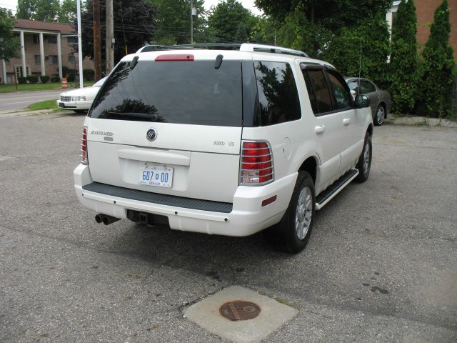 2003 Mercury Mountaineer 2500 HD 4X4