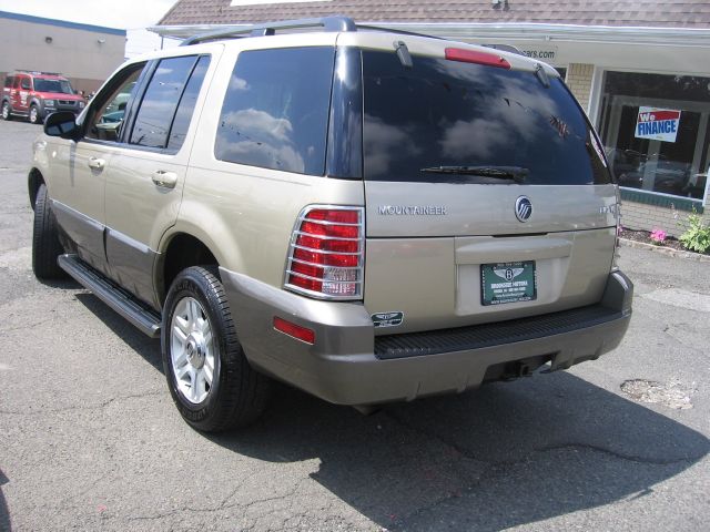 2003 Mercury Mountaineer 2500 HD 4X4