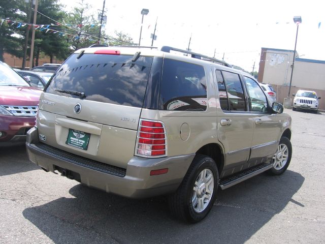 2003 Mercury Mountaineer 2500 HD 4X4
