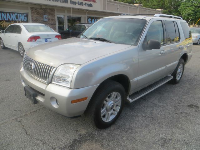 2003 Mercury Mountaineer Touring Signature Sedan 4D