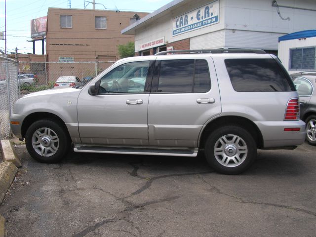 2003 Mercury Mountaineer Touring Signature Sedan 4D
