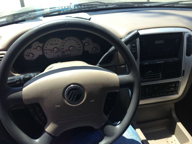 2003 Mercury Mountaineer Slequad Cab