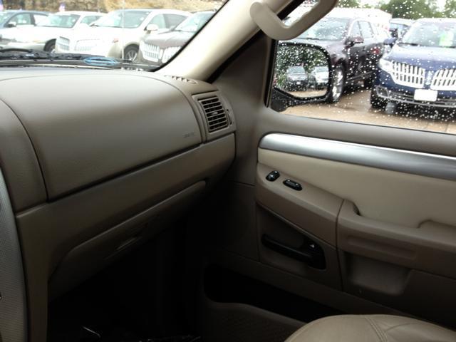 2003 Mercury Mountaineer Base