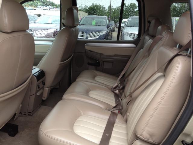 2003 Mercury Mountaineer Base