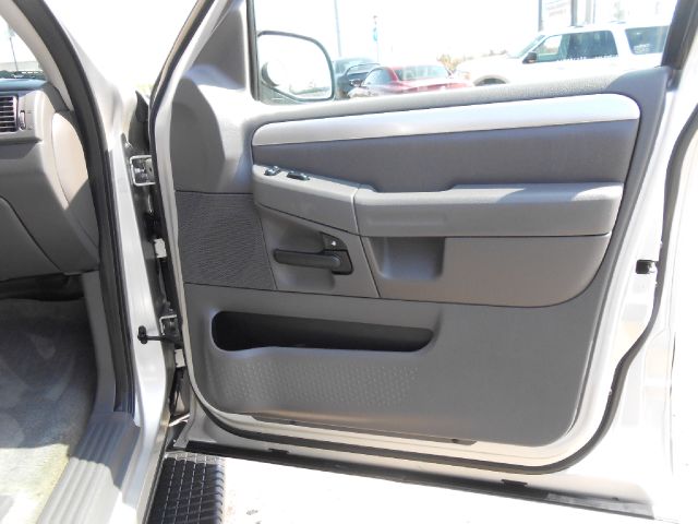 2003 Mercury Mountaineer Crome