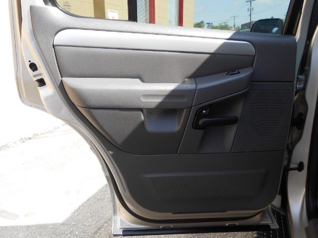 2003 Mercury Mountaineer Crome