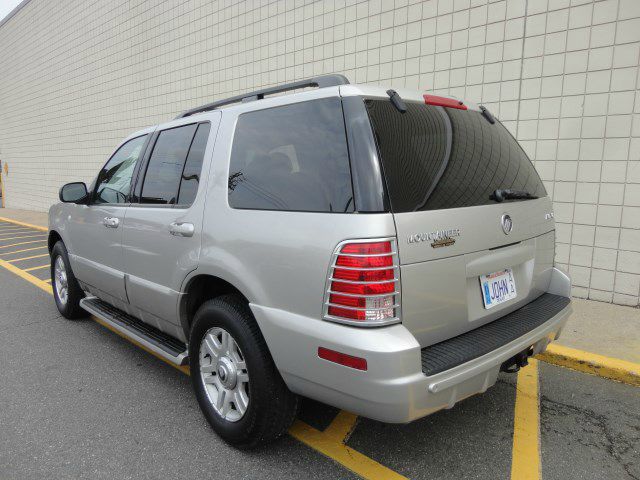 2003 Mercury Mountaineer F-350 SRW