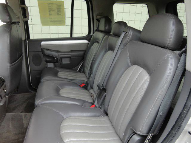 2003 Mercury Mountaineer F-350 SRW