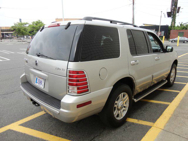 2003 Mercury Mountaineer F-350 SRW
