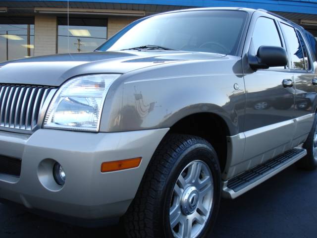 2004 Mercury Mountaineer Touring W/nav.sys.-res