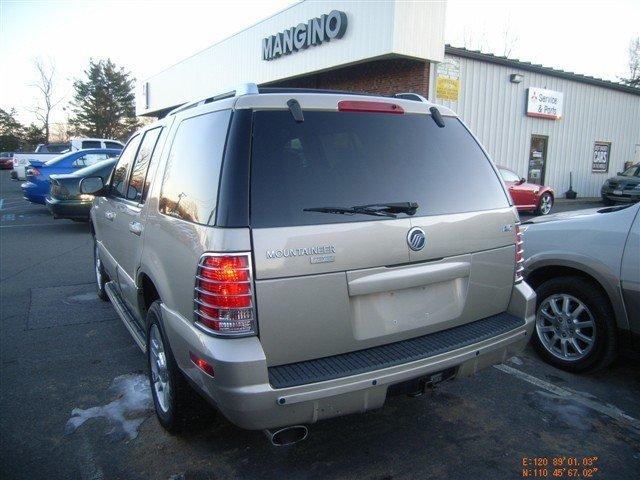 2004 Mercury Mountaineer GLS PZEV