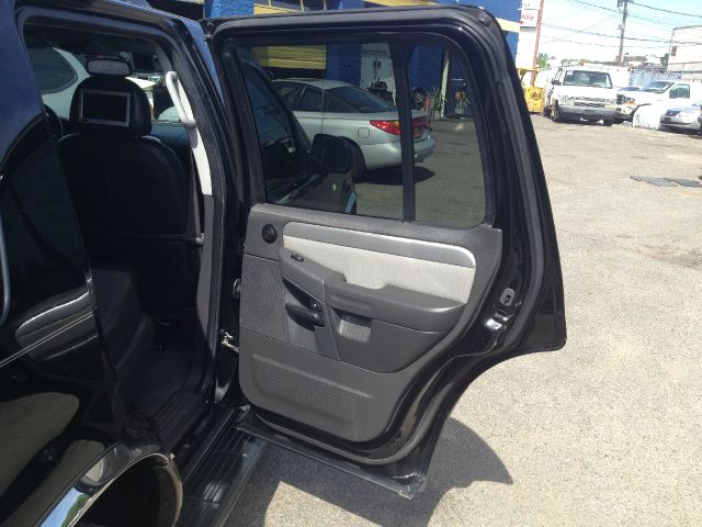 2004 Mercury Mountaineer S-line 2.0 Quattro