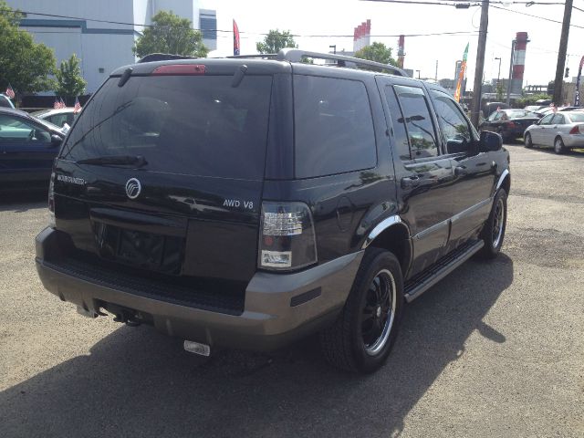 2004 Mercury Mountaineer S-line 2.0 Quattro