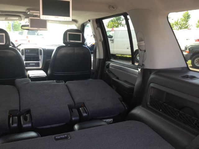 2004 Mercury Mountaineer S-line 2.0 Quattro