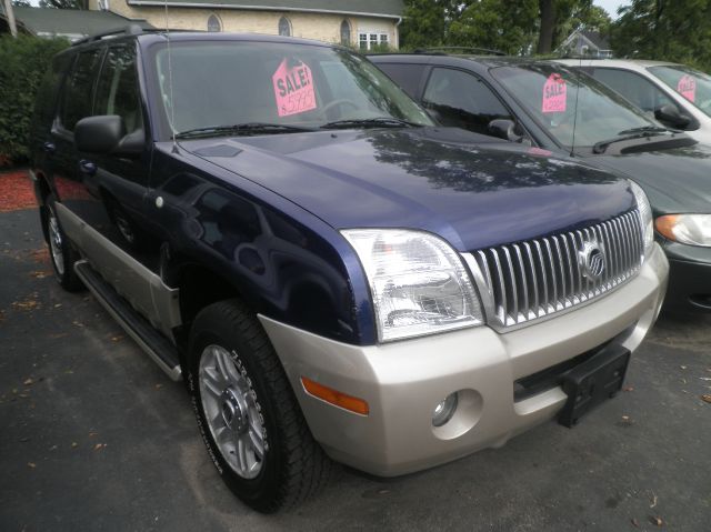 2004 Mercury Mountaineer EX - DUAL Power Doors