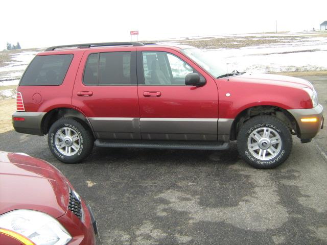 2004 Mercury Mountaineer Sport Quattro