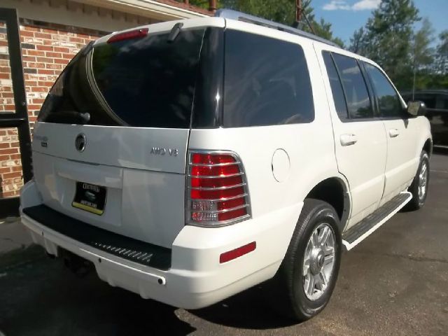 2004 Mercury Mountaineer 2500 HD 4X4