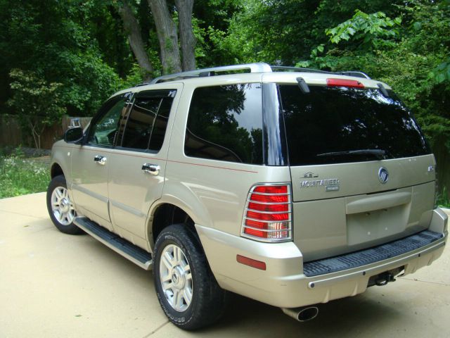 2004 Mercury Mountaineer Crome