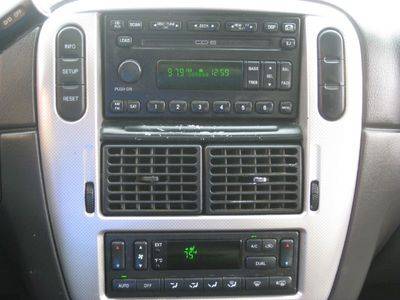 2004 Mercury Mountaineer Touring W/nav.sys.-res