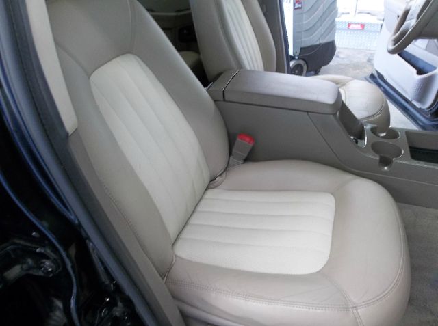 2004 Mercury Mountaineer 4.0L Manual X