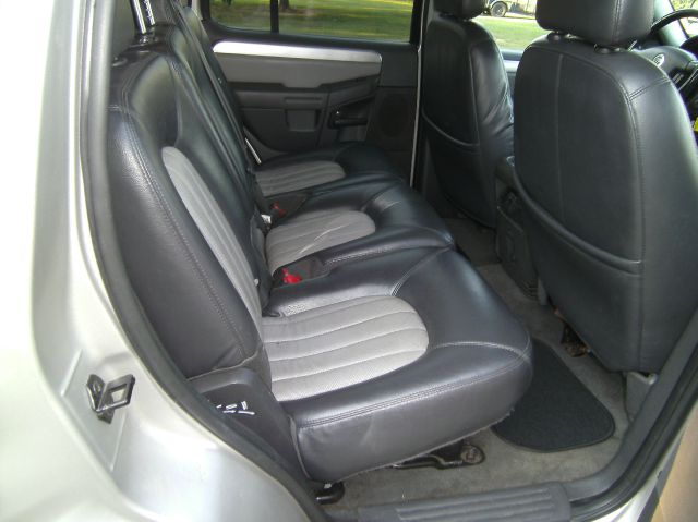 2004 Mercury Mountaineer GTP Coupe