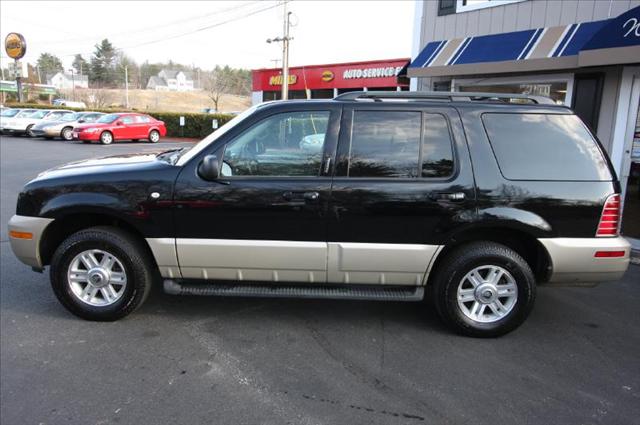 2004 Mercury Mountaineer Lariat Super Crew 4x4