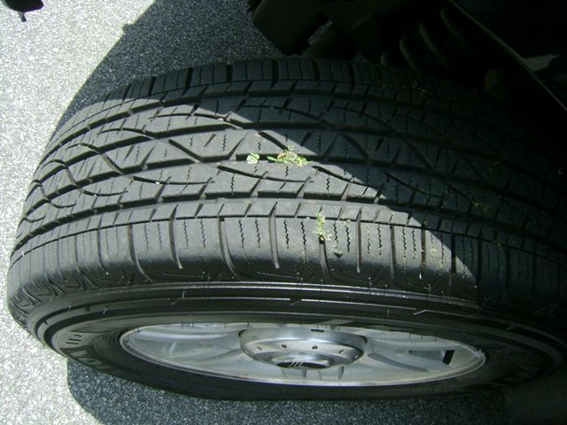 2004 Mercury Mountaineer Touring Signature Sedan 4D