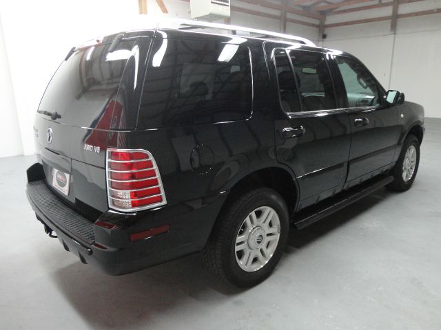 2004 Mercury Mountaineer 2500 HD 4X4