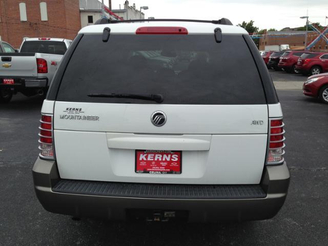 2004 Mercury Mountaineer Sportw/sunroof, ONE Owner