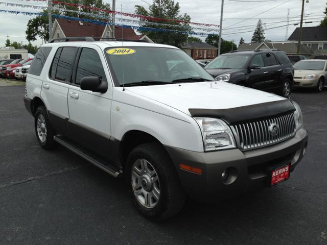 2004 Mercury Mountaineer Sportw/sunroof, ONE Owner