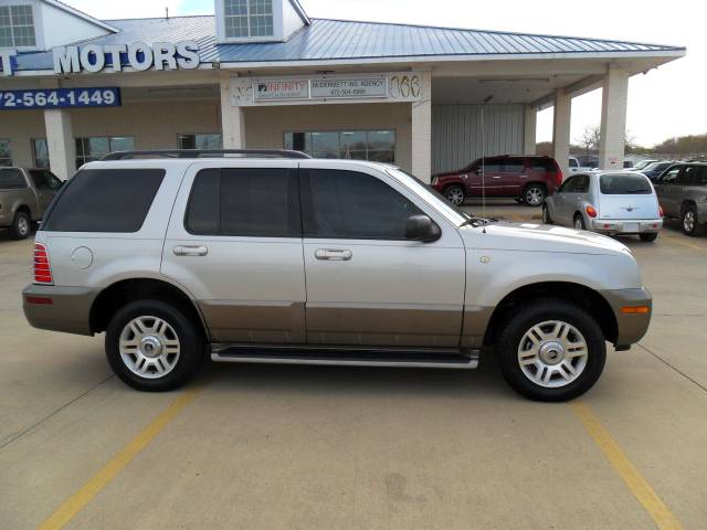 2004 Mercury Mountaineer Coupe