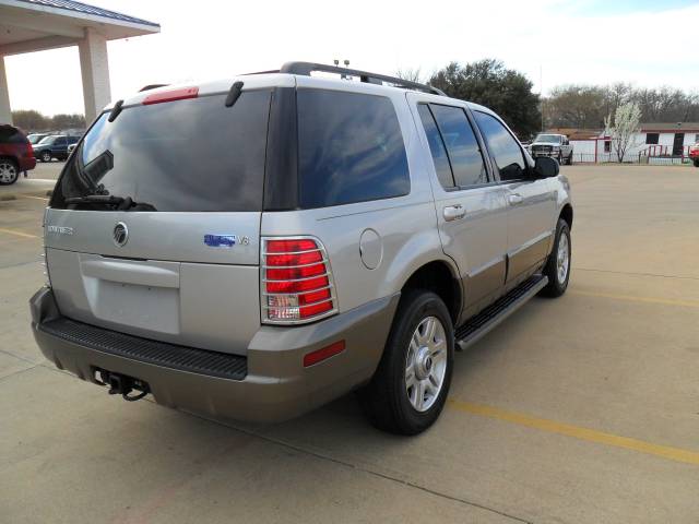 2004 Mercury Mountaineer Coupe