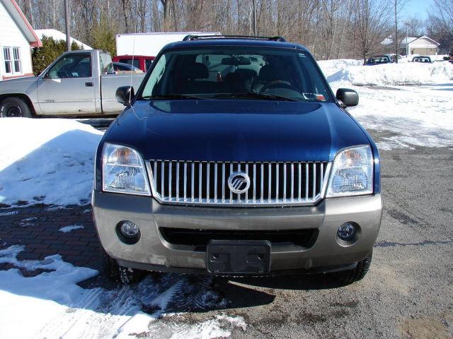 2004 Mercury Mountaineer Laramie