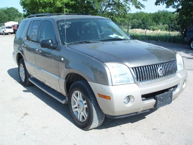 2004 Mercury Mountaineer LT Ext. Cab 4WD DRW