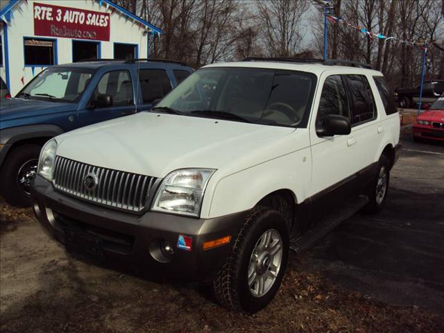 2004 Mercury Mountaineer LTZ 4x4 Truck