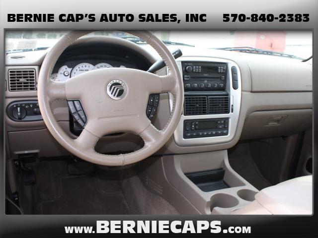 2004 Mercury Mountaineer Sport Quattro