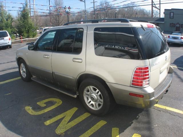 2004 Mercury Mountaineer Sport Quattro