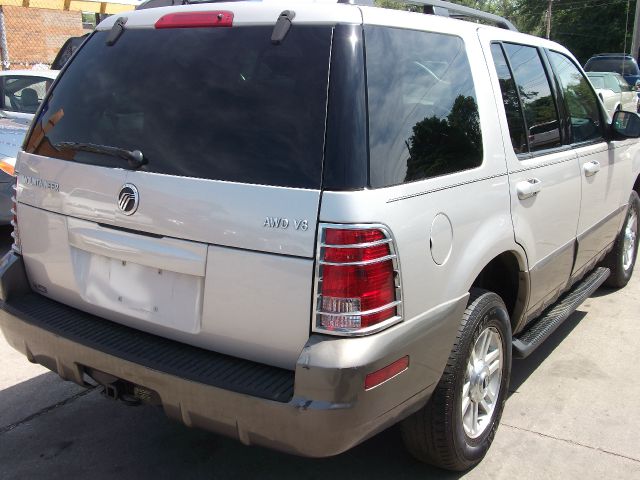 2004 Mercury Mountaineer 2500 HD 4X4
