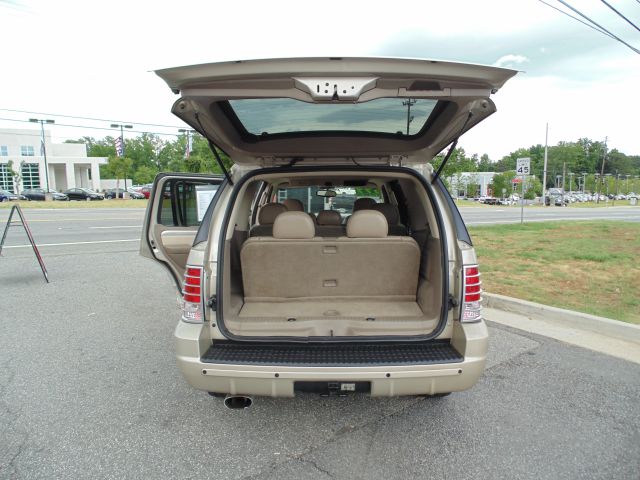 2004 Mercury Mountaineer 2500 HD 4X4