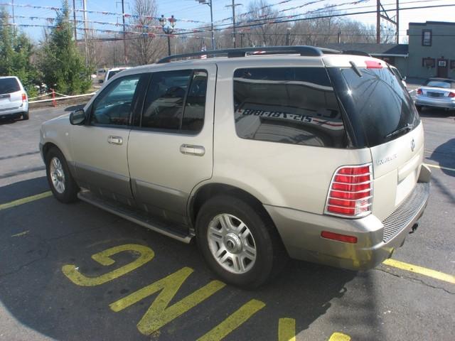 2004 Mercury Mountaineer Sport Quattro