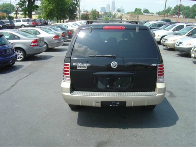 2004 Mercury Mountaineer Crome