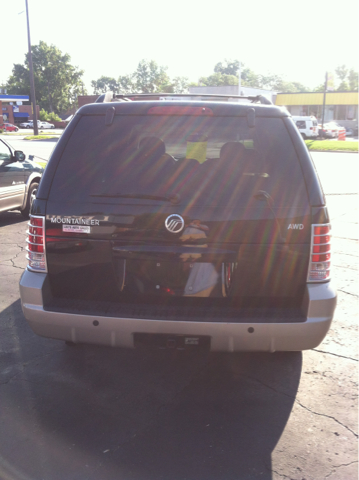 2004 Mercury Mountaineer Crome