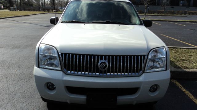 2004 Mercury Mountaineer 2500 HD 4X4