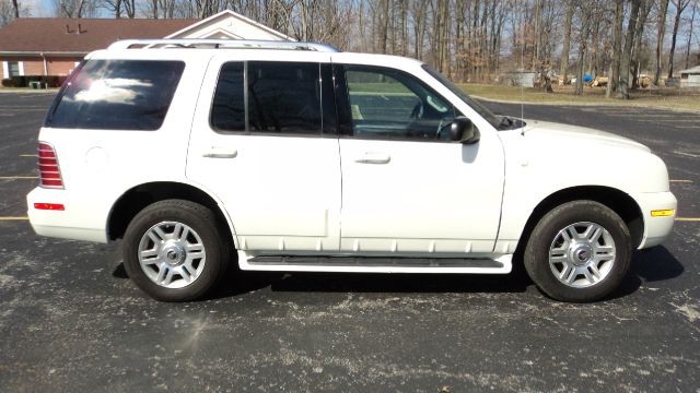 2004 Mercury Mountaineer 2500 HD 4X4