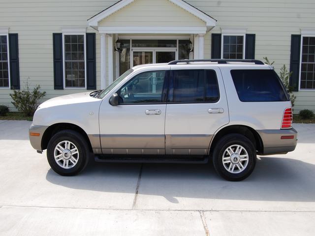 2004 Mercury Mountaineer Sport Quattro