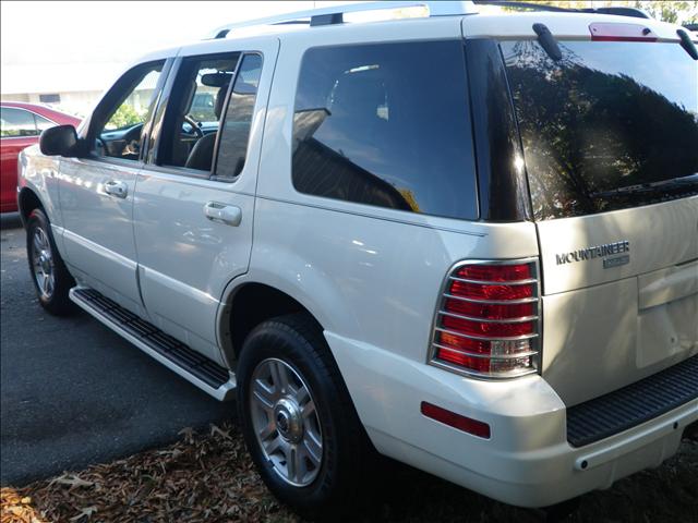 2004 Mercury Mountaineer Touring W/nav.sys.-res