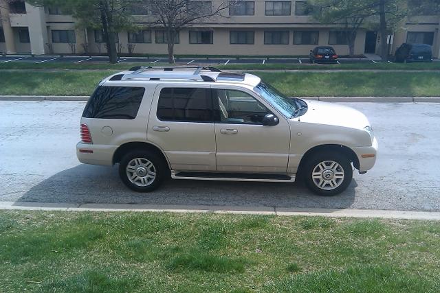2005 Mercury Mountaineer XLT XCAB